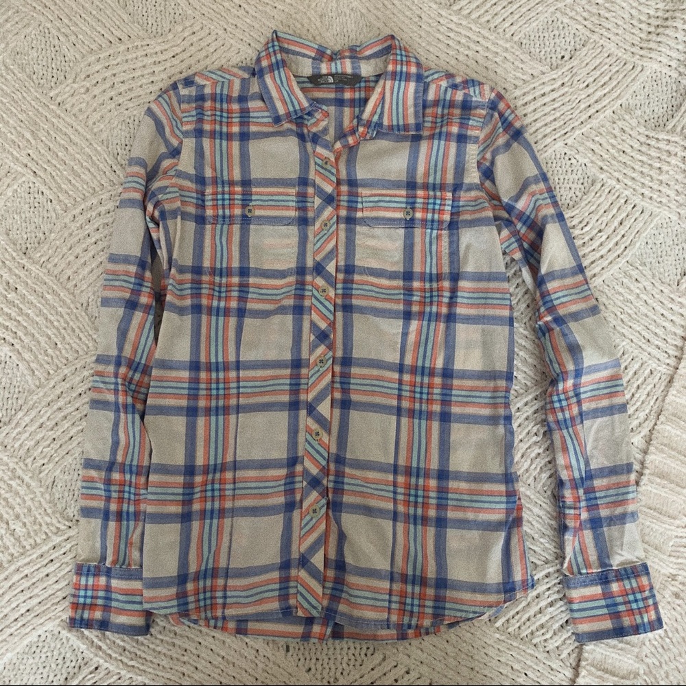 The North Face Women’s Long Sleeve Boyfriend Shirt